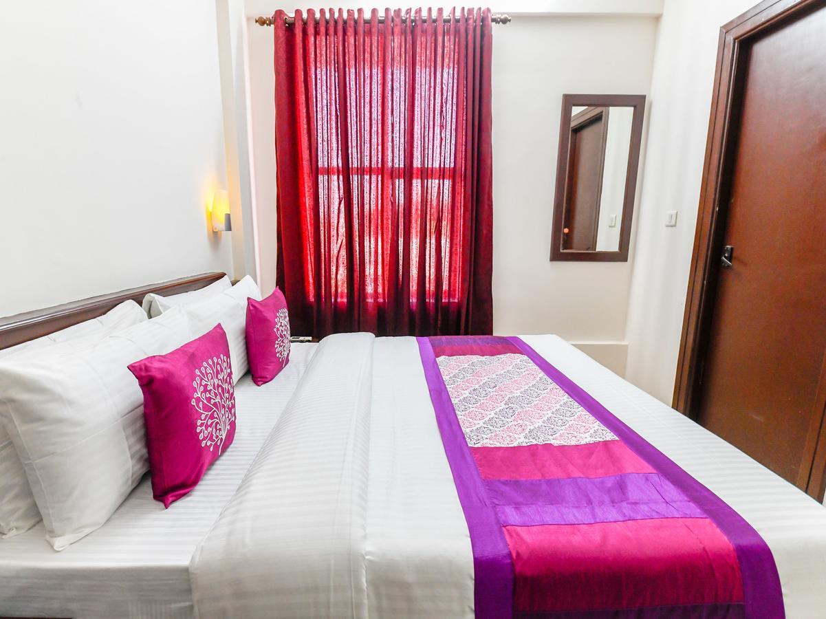 Oyo 11309 Hotel Green Land Residency Kochi Bagian luar foto